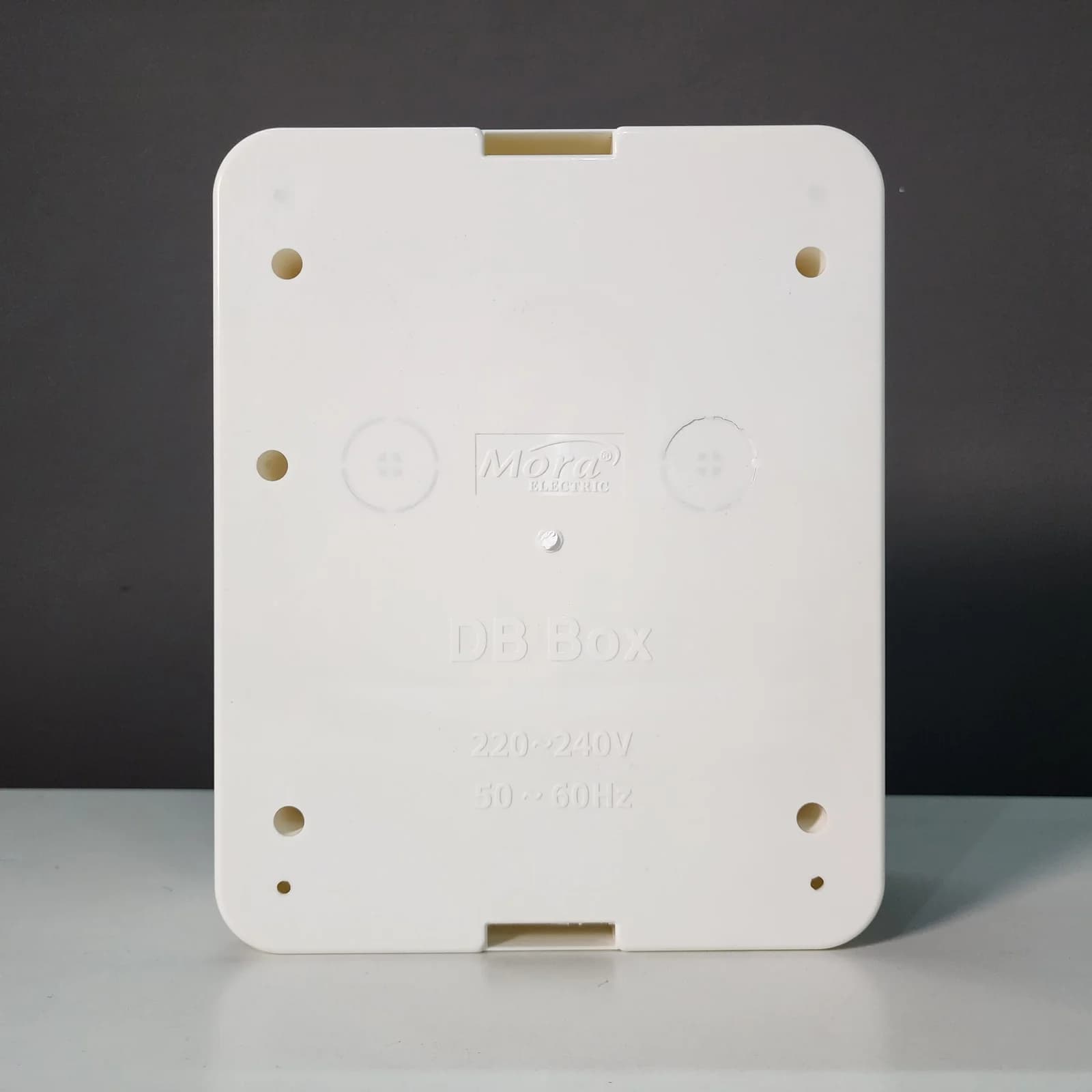 MORA 8-Way Solar Distribution Box with Changeover & Voltmeter — photo 3